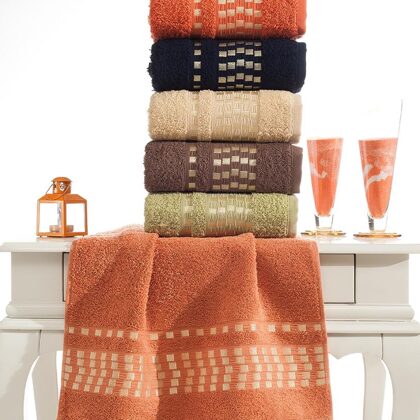 A009 70x140 cm 7 eur , 50x90 cm 4 eur