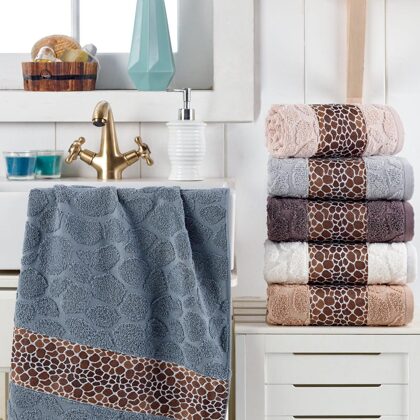 A033 70x140 cm 7 eur , 50x90 cm 4 eur