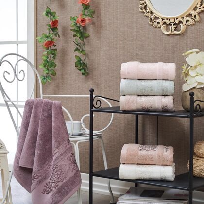 B075 70X140 cm 12 eur , 50x90 cm 8 eur