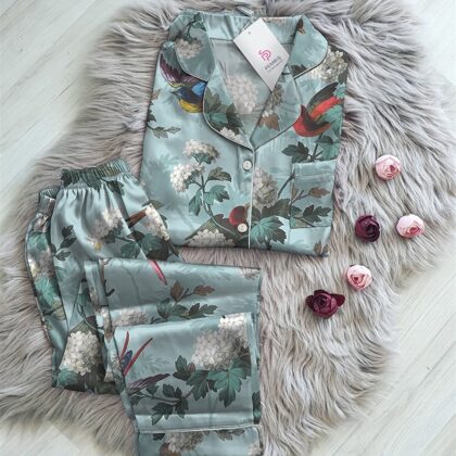 A23 Satīna pidžama , Izmēri no S līdz XL , 35 eur