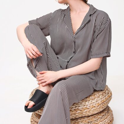 AS 06 80% kokvilna 20% viskoze , 15 eur . Izmērs S 