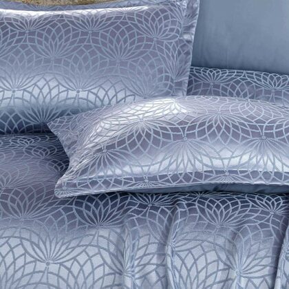 EL 03 240x250 cm spilvendrānas 50x70 cm  39 eur