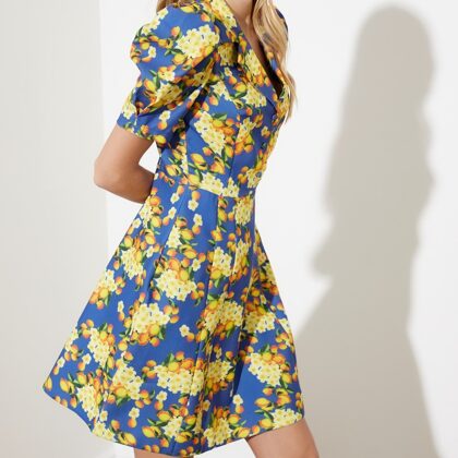 KTR33 Izmēri no 34 līdz 42 , 90% poliesters 10% elastāns , 25 eur