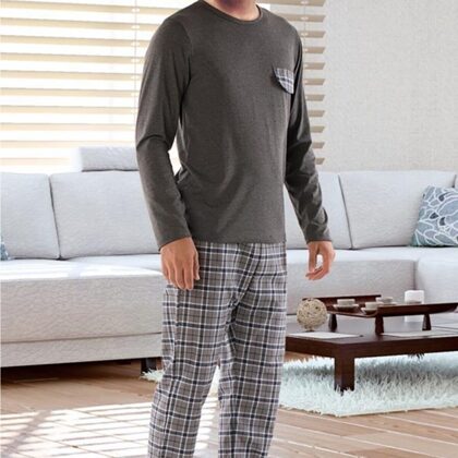 DO 01 Izmēri no S līdz XL 65% kokvilna 35% poliesters 25 eur