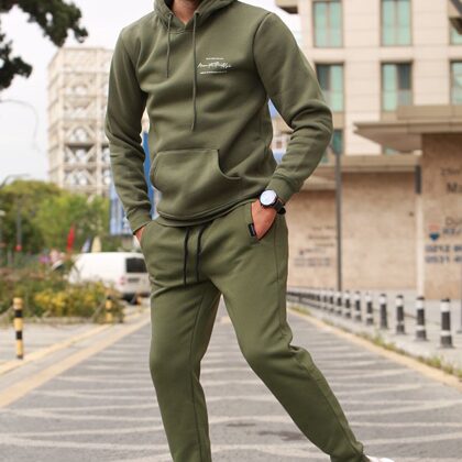 MD38 Izmēri no S līdz XL 85% kokvilna 15% poliesters 45 eur