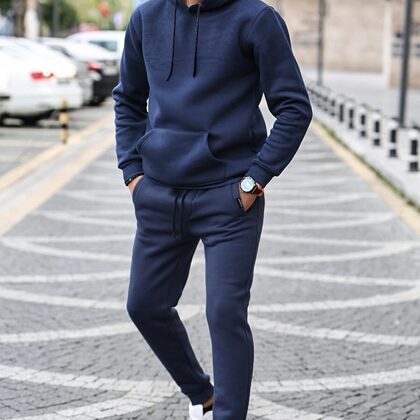 MD43 Izmēri no S līdz XL 65% kokvilna 35% poliesters 45 eur