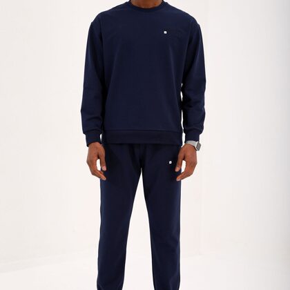 TL 001 Izmēri no S līdz 2XL , 77%kokvilna 17% poliesters 6% elastāns , 42 eur