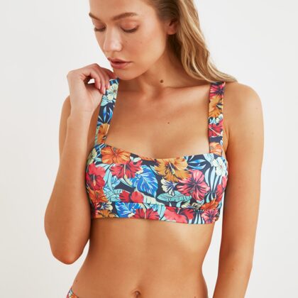 AT 020 augša Izmēri no 34 līdz 42 , 15 eur