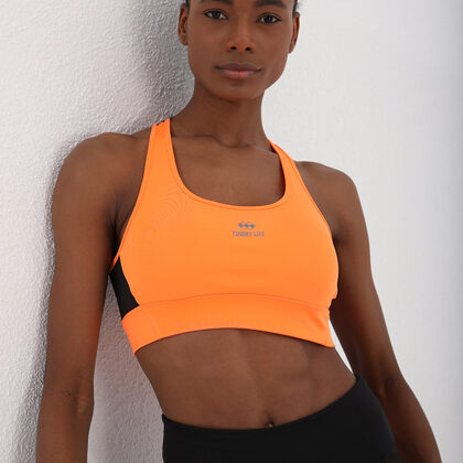 TLT06 Izmēri no S līdz XL 95% poliesters 5% elastāns , 9 eur