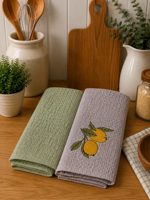 
Komplekts Nr.382 gab.virtuves dvieļu komplekts/40x60 cm/100% kokvilna/ 5 eur