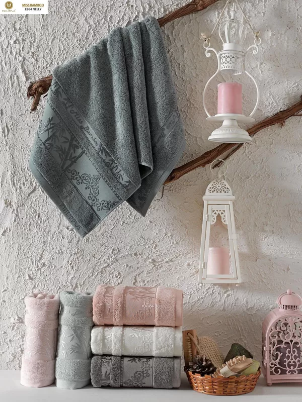 B072 70X140 cm 12 eur , 50x90 cm 8 eur