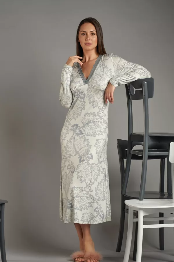 SN 26 Izmēri no S līdz XL 95% viskoze 5% elastāns , 18 eur