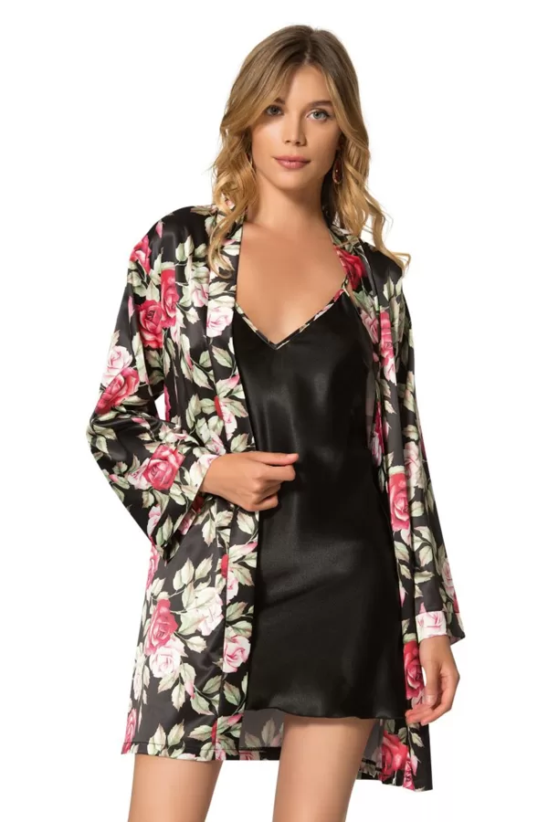 SI 01 Izmēri M , L , XL , 35 eur