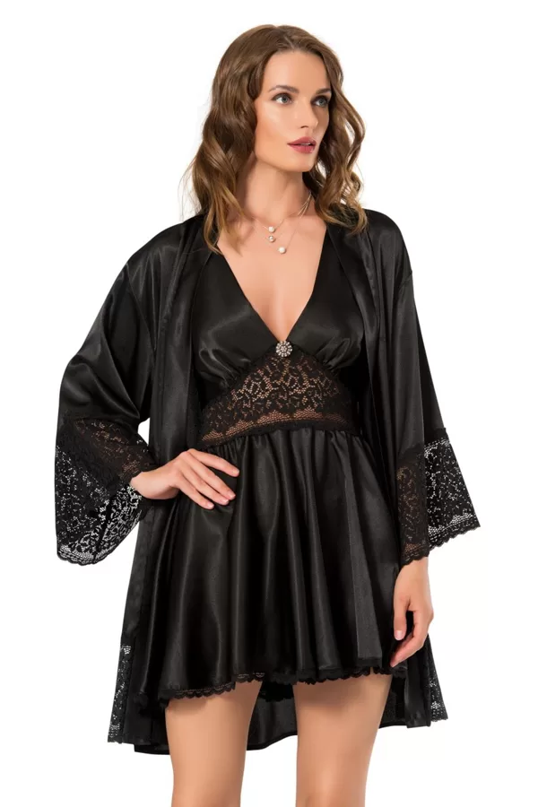 SI 06 Izmēri M , L , XL  25 eur