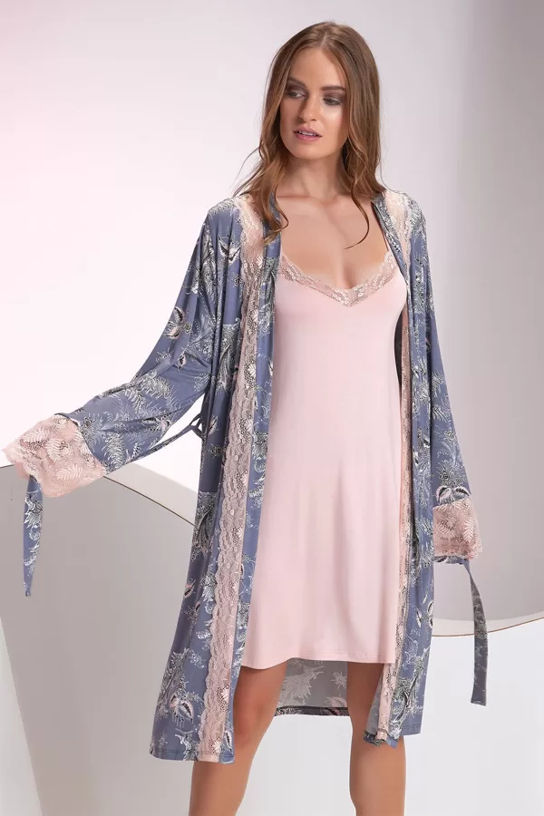 SK01 Izmēri no S līdz XL , 95% viskoze 5% elastāns , 29 eur