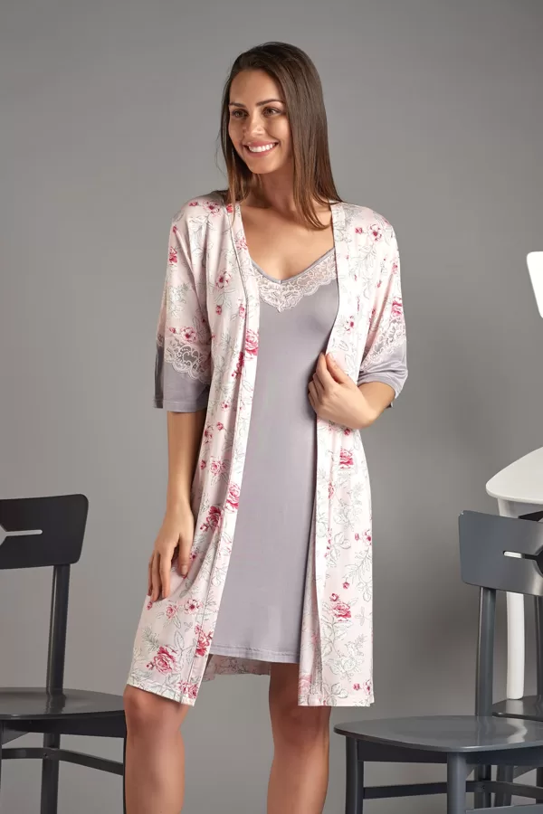 SK 27 Izmēri no S līdz XL , 95% viskoze 5% elastāns , 29 eur