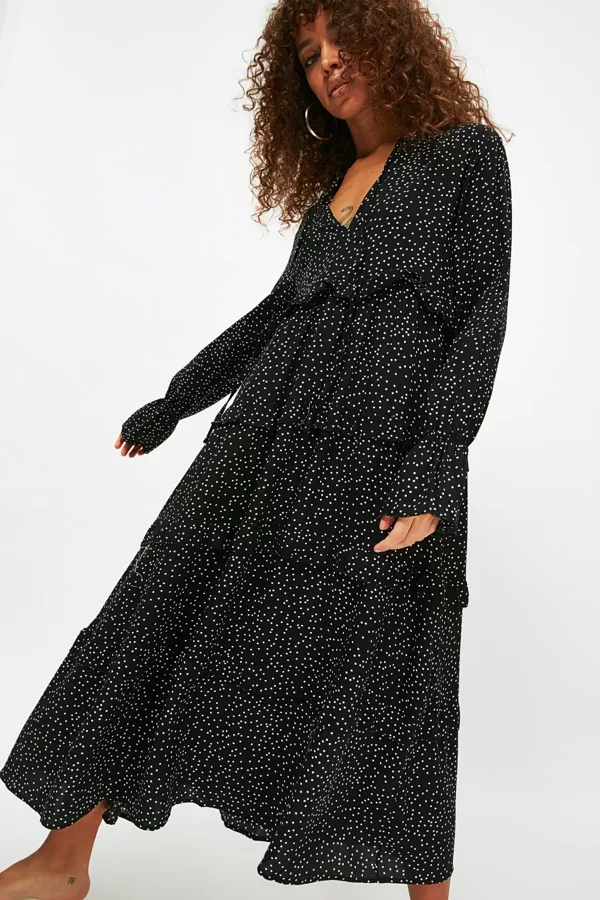 KTR 51 Izmēri no 34 līdz 42 , 100% viskoze , 25 eur