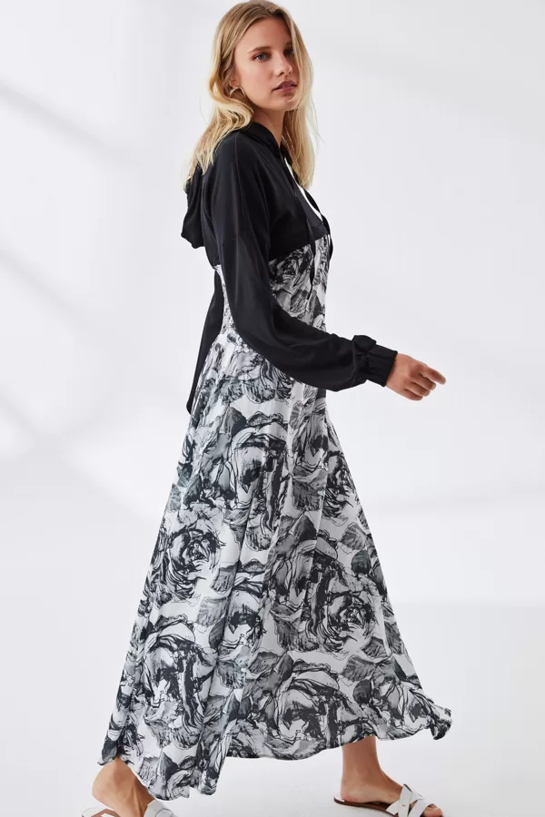 MM03 Izmēri no 38 līdz 42 , kokvilna ar šifonu, 23 eur