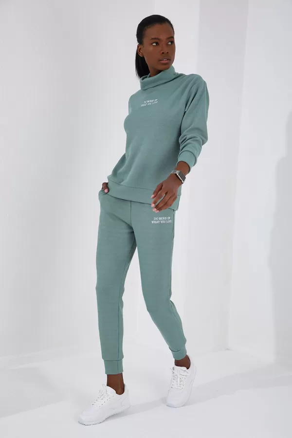 TL05 Izmēri no S līdz XXL , 95% poliesters 5% elastāns, 35 eur
