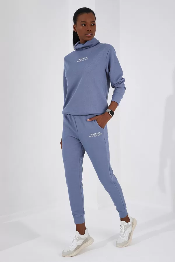 TL06 Izmēri no S līdz XXL , 95% poliesters 5% elastāns , 35 eur