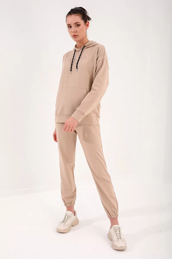 TLS 008 Izmēri no S līdz 2XL , 77% kokvilna 17% poliesters 6% elastāns , 39 eur