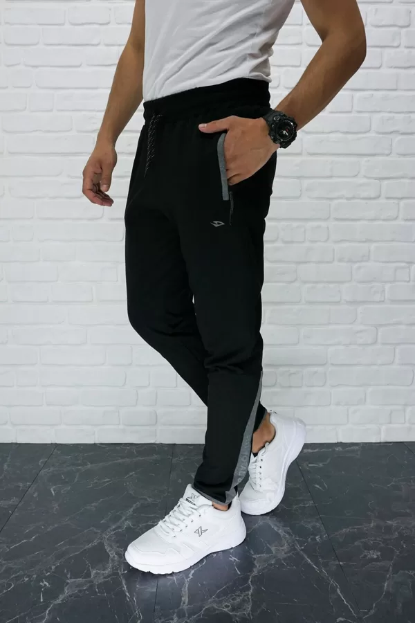 BD 03 Izmēri no S līdz 2XL , 98% kokvilna 2% elastāns , 20 eur