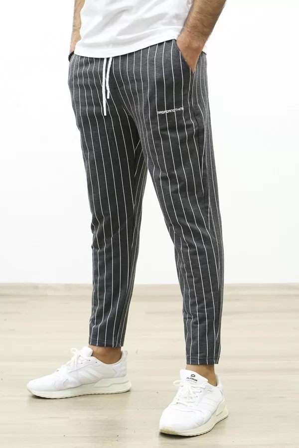 MD033 Izmēri no S līdz XL , 80% kokvilna 20% poliesters, 20 eur