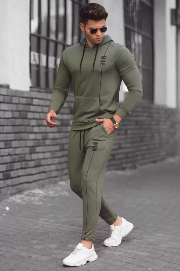 MD19  Izmēri S, M , L , 50% kokvilna 50% poliesters, 45 eur