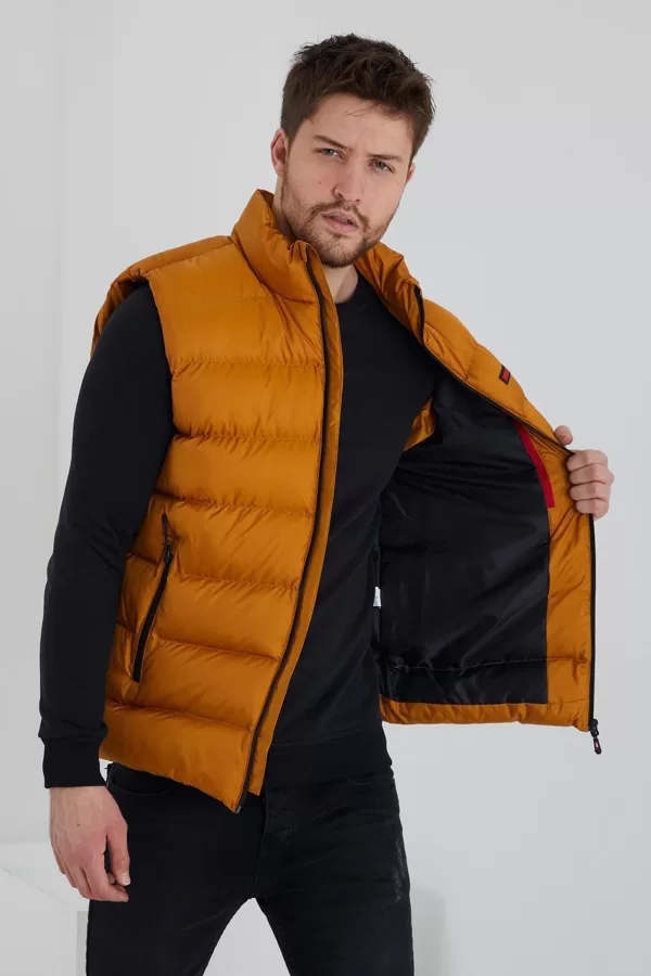 VV02 Izmēri no S līdz 3XL , 32 eur