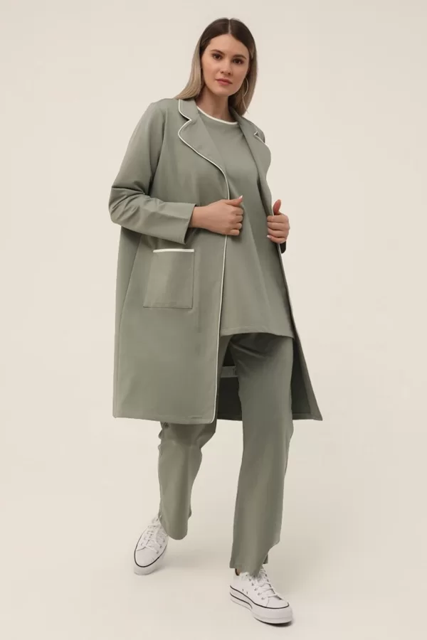 ALIA 02 Izmēri no 44 līdz 54 , 100% kokvilna , 35 eur