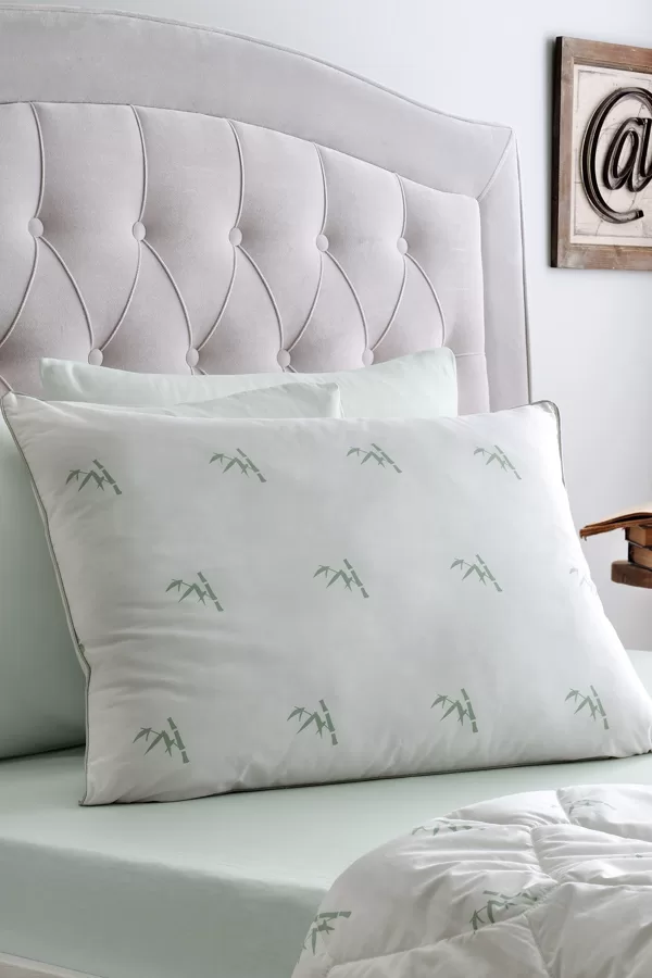 YAT 05 Izmērs 50X70 cm , 20% bambuss 80% mikrofibra, 25 eur