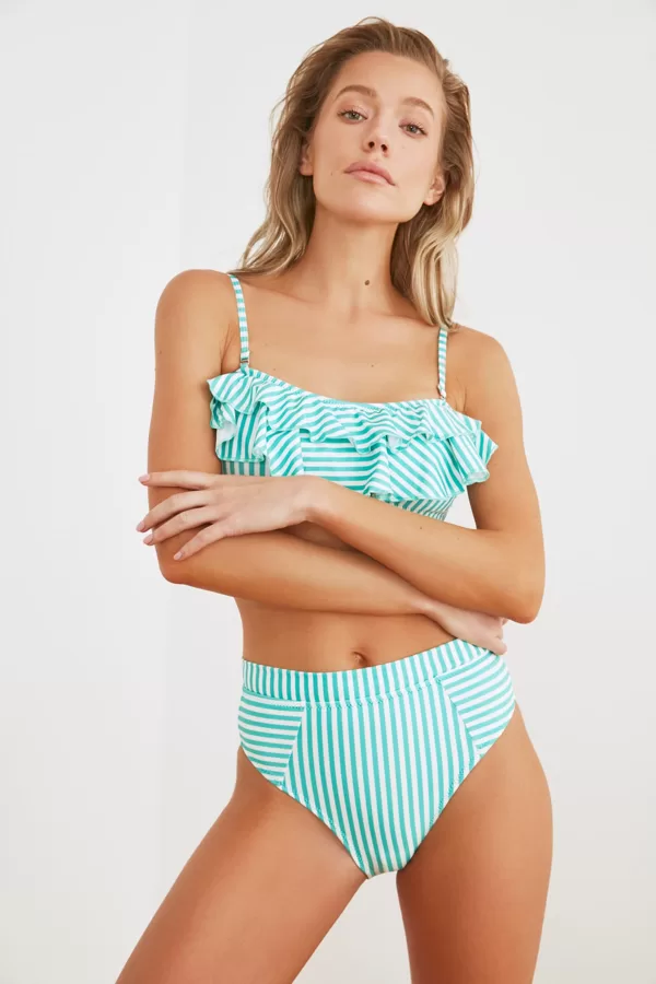 AA 019 apakša Izmēri no 34 līdz 42 , 12 eur