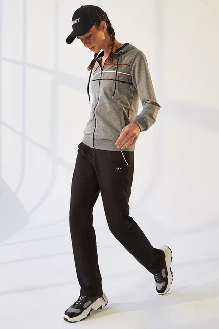 TLK02 Izmēri no S līd XXL 80% kokvilna 15% elastāns 5%  likra , 29 eur