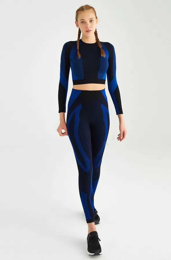 CUL 001 Izmēri no XS līdz L , 67% poliamīds 28% poliesters 5% elastāns , 22 eur