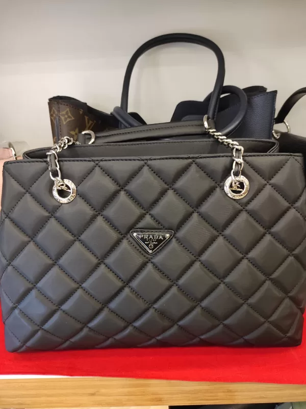 BS 064   49 EUR